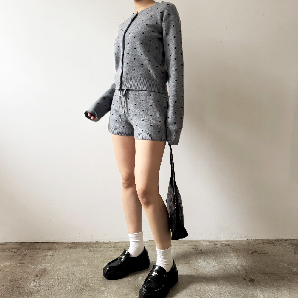 Dot knit cardigan グレー　セットアップ